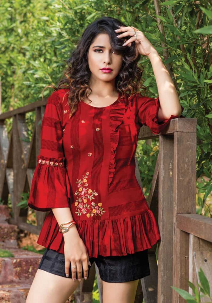Topsy Vol-10 Embroidery Short Tops Set Topsy Vol-10 Embroidery Short Tops Set